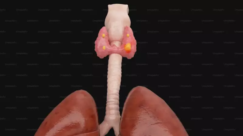 6 Early Warning Signs of Thyroid Cancer You Shouldn't Ignore