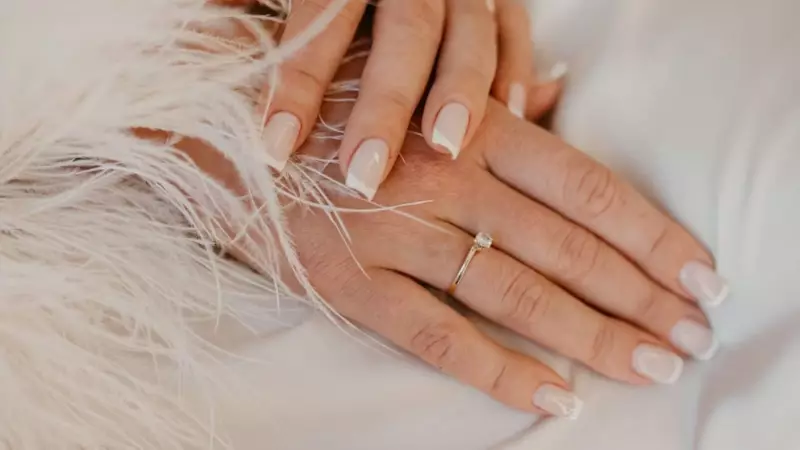 6 Nail Changes That Signal Health Issues: A Mayo Clinic Guide