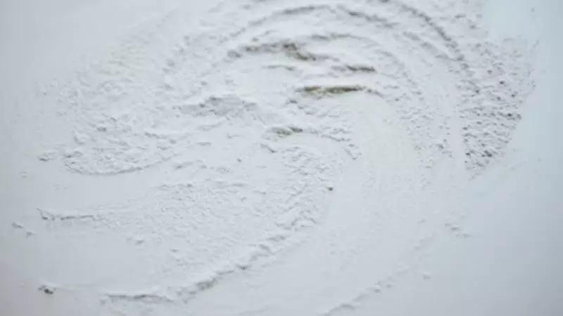 7 Baking Soda Skin Care Hacks That Will Transform Your Beauty Routine