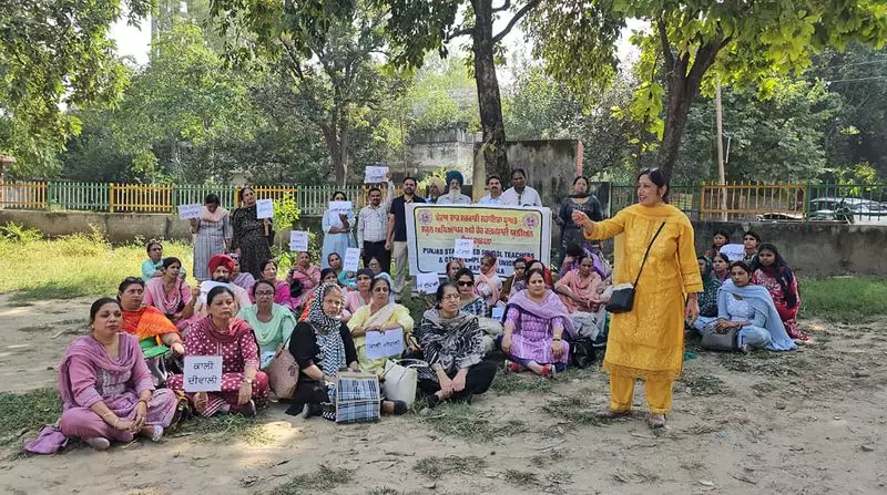7 Months Without Pay: Aided School Staff in Jalandhar Launch Protest Over Unpaid Salaries