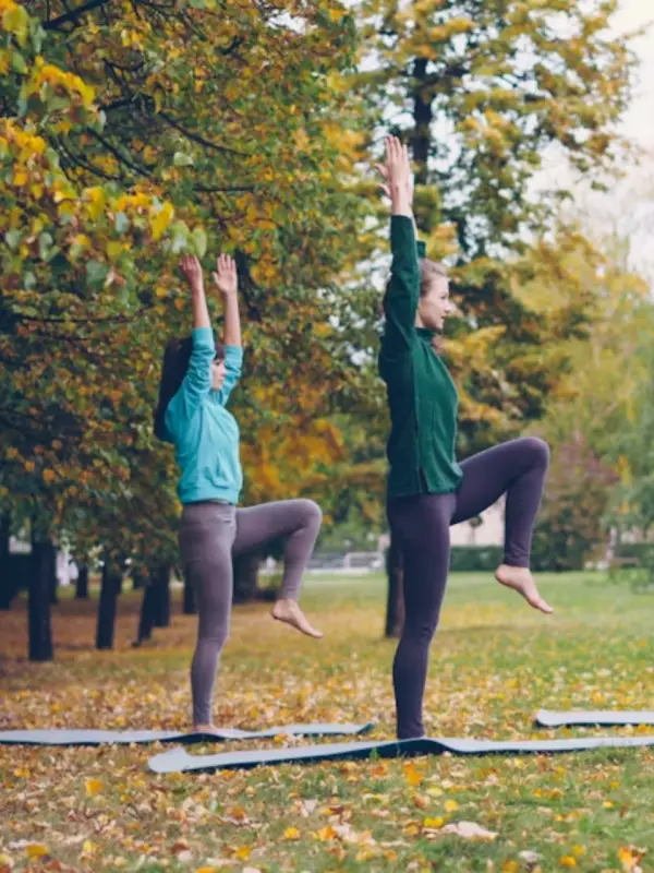 8 Essential Balance Exercises for Seniors to Prevent Falls