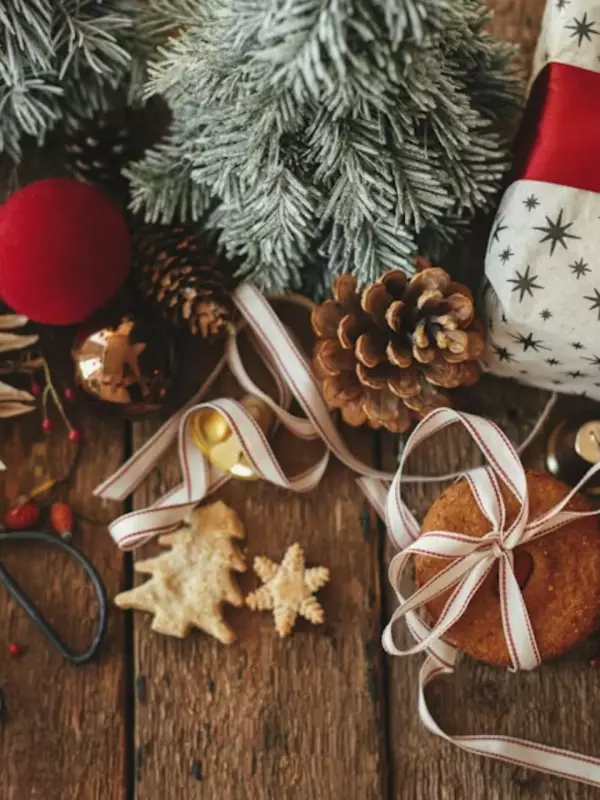 8 Must-Read Books to Curl Up With This Christmas Season