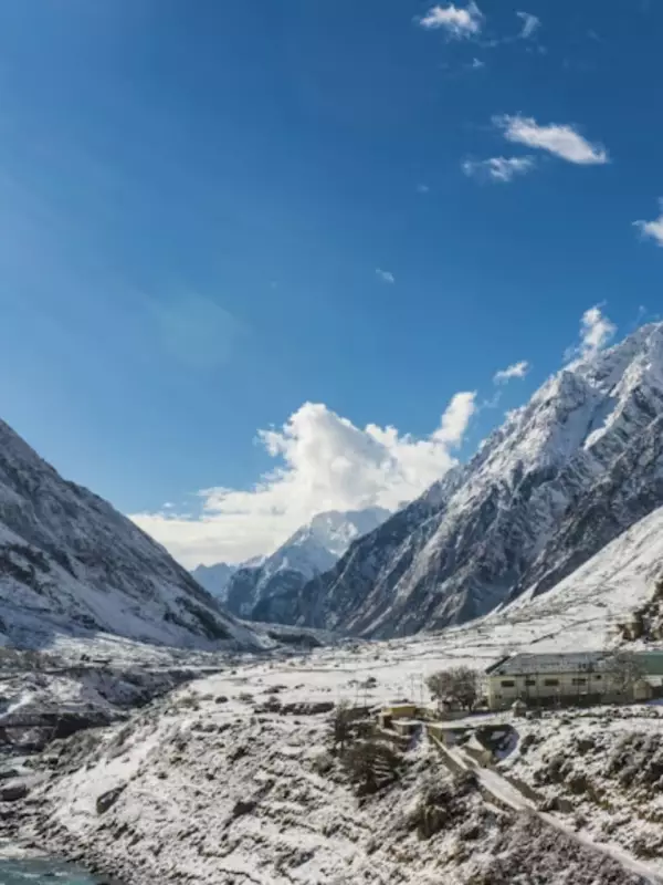 8 Winter Wonderlands in India for a Magical Christmas Getaway