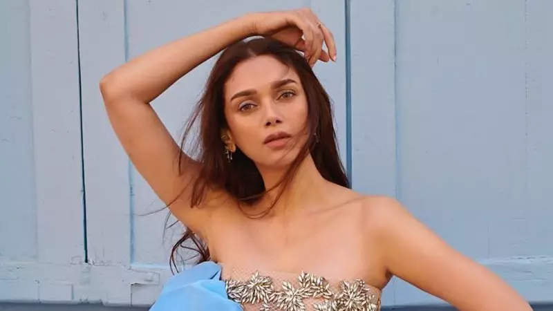 Aditi Rao Hydari's Diet Secrets: Early Dinners, Yoga, and Soul Food