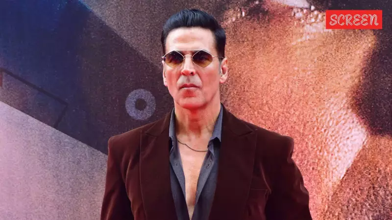 Akshay Kumar's Incredible Dedication: 100 Eggs Thrown At Him Without a Single Complaint!