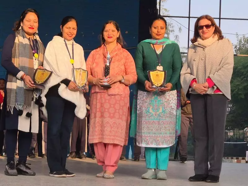 AKSIPS 41 Smart School Conducts Naittik Shiksha Exam for Moral Values