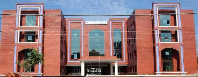 Amritsar MC Begins Relocating Liquor and Meat Shops from Walled City