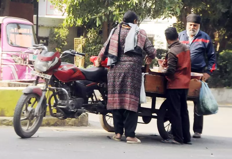 Amritsar Police Crack Down on Unsafe Motorised Rehris