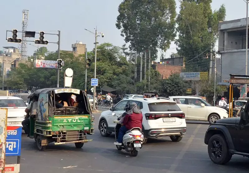 Amritsar's Traffic Lights Crisis: City Intersections Descend into Chaos