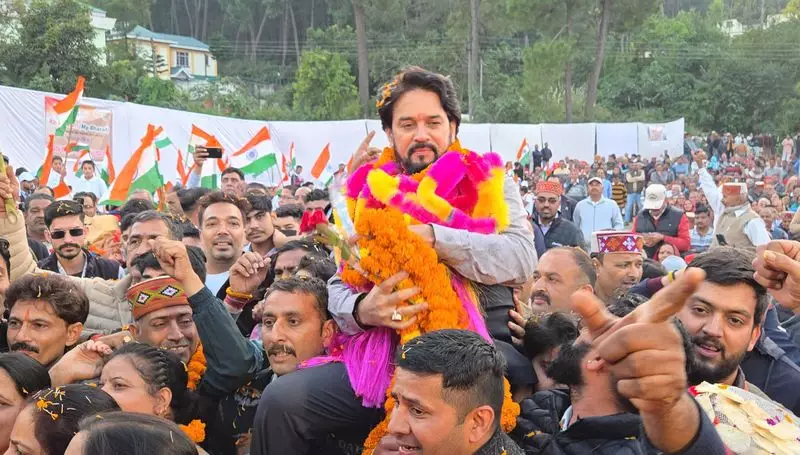Anurag Thakur Accuses Congress of Marginalizing Patel Community's Contribution
