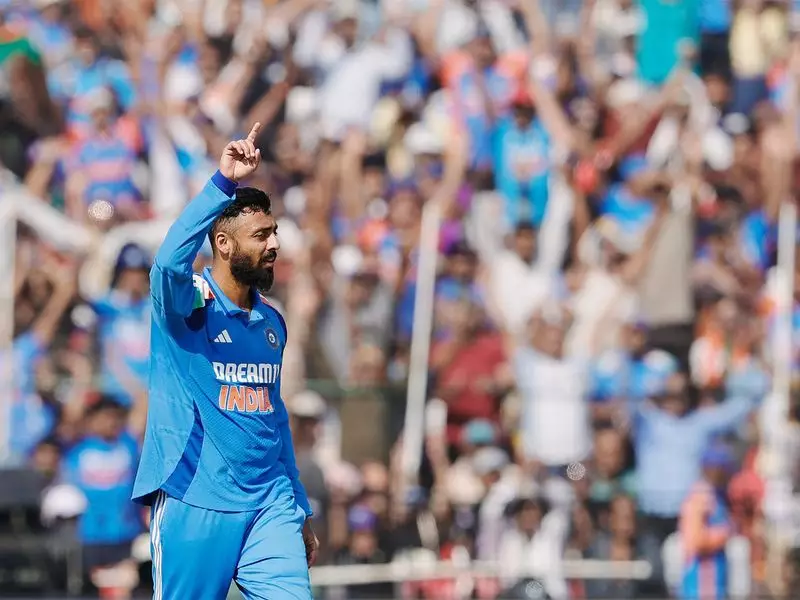 Ashwin Names Varun Chakravarthy & Abhishek Sharma as India's 2025 Standouts