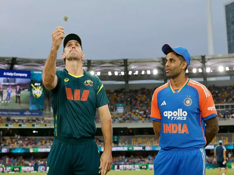 Australia Wins Toss, Elects to Bowl in 5th T20I Against India at Brisbane