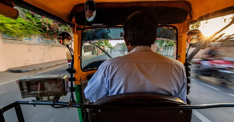 Auto Driver's Honesty Goes Viral: Rapido Rewards Hero Who Returned Lost Earphones via GPay Message