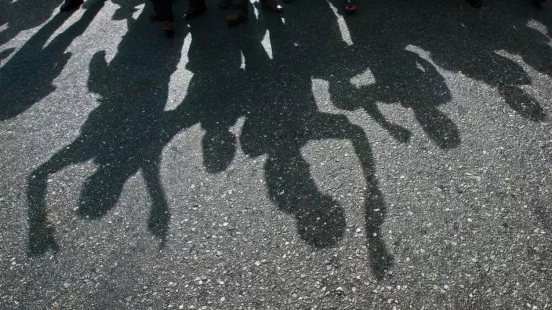 Bengaluru Residents Protest: 'No Road, No Tax' Demand Echoes in Munnekolala