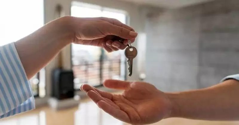 Bengaluru Tenant Horror: Landlord Vanishes With ₹1.5 Lakh Security Deposit!