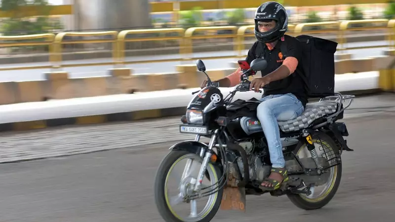 Bengaluru's 2025 Delivery Craze: From Rs 68,600 Tips to Rs 10 Carts