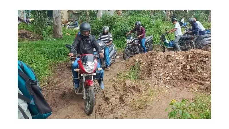 Bengaluru's Panathur Road Nightmare: Viral Video Exposes IT Hub's Dirty Secret