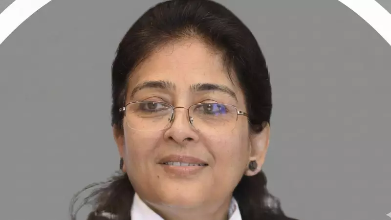 Calcutta HC Quashes FIR in Tree Cutting Case, Orders Man to Plant 4 Saplings