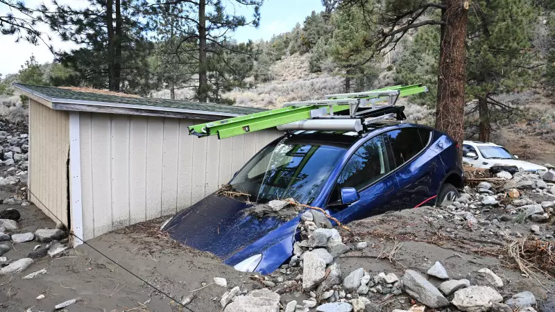 California Mudslides Bury Homes, Cars; 3 Dead, Flights Disrupted