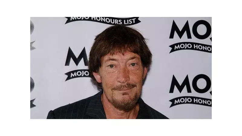 Chris Rea, Voice of 'Driving Home for Christmas', Dies at 74