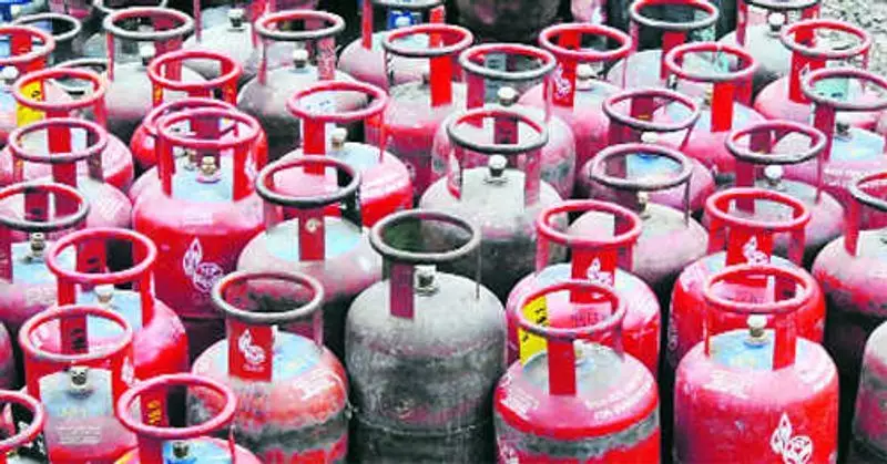 Commercial LPG Price Jumps Rs 111, ATF Gets 7% Cut in July
