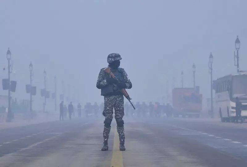 Delhi Air Quality Nears Severe: 20 Stations in Red Zone