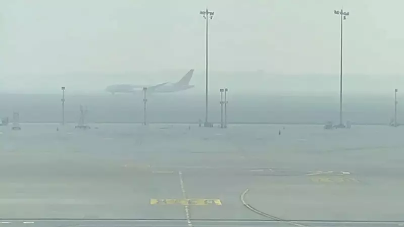 Delhi Fog Chaos: Flights Disrupted, Airlines Issue Advisories as Visibility Drops to Zero