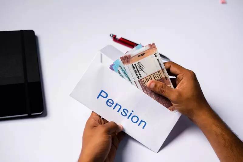 Delhi HC Asks Centre to Consider Live-in Partners for Family Pension