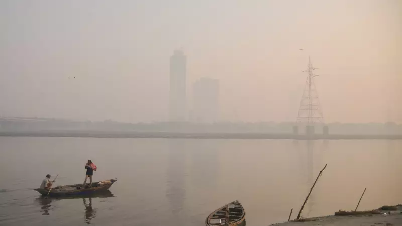 Delhi-NCR Air Emergency: AQI Hits 1000+, PM Levels 26x WHO Limit