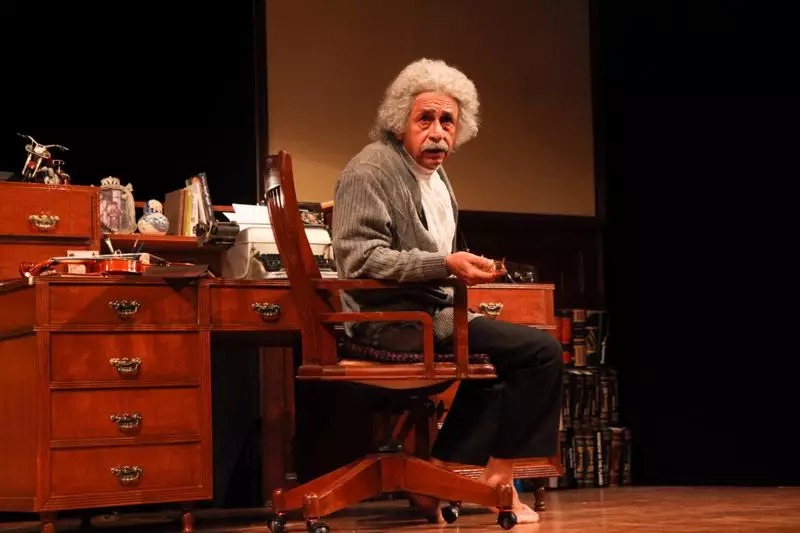 Delhi Stage Comes Alive with Theatre Royalty: Naseeruddin Shah, Ratna Pathak Shah, and More
