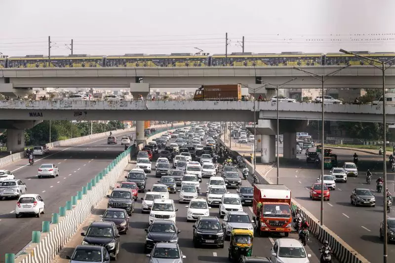 Delhi Traffic Alert: Major Restrictions Imposed for Vande Mataram 150th Anniversary Celebrations