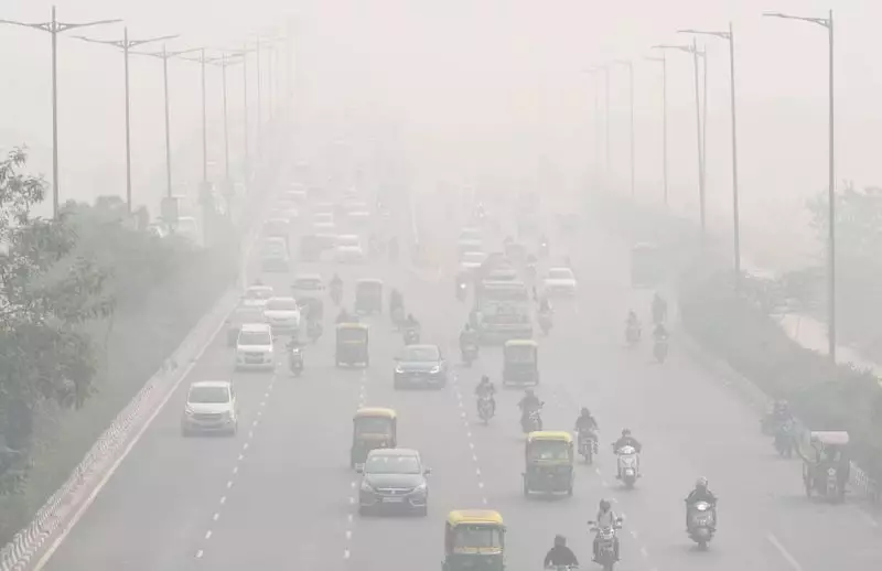 Delhi's Air Quality Crisis: Capital Chokes Under 'Very Poor' AQI of 335 - Health Alert Issued