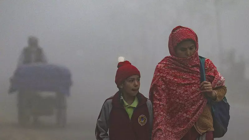 Delhi's Air Quality Plummets: 16 Stations in 'Severe' Zone, AQI at 386