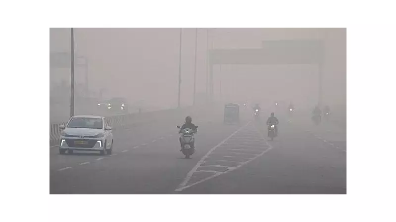 Delhi's Air Quality Plummets to 'Very Poor' Amid Chilly 6.3°C Morning