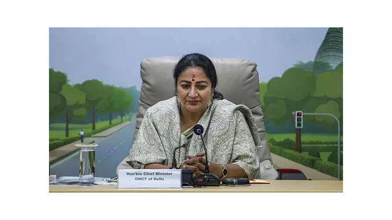 Delhi's 'No PUC, No Fuel' Rule: CM Gupta Defends Tough Stance on Pollution