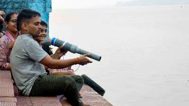 Diwali Disaster: How a Farmer's Monkey-Repellent Device Caused Eye Injuries Across Bhopal