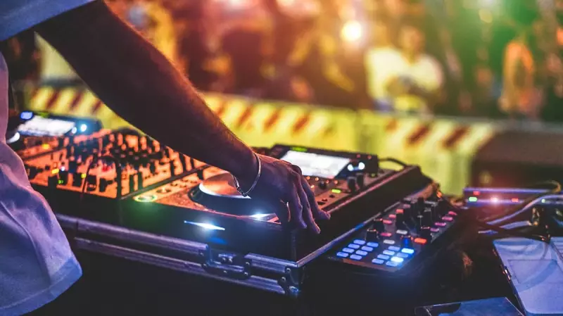 DJ Dispute Turns Deadly: Youth Kills 3 at UP Wedding Party in Kaimganj