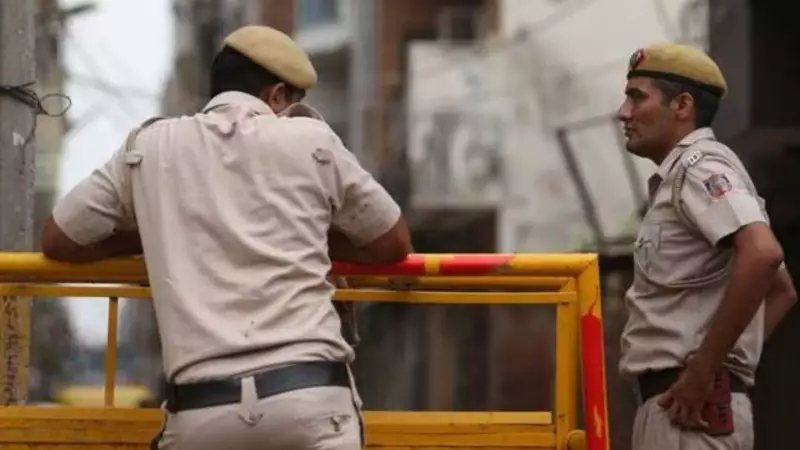 Domino's Delivery Agent Robbed by 'Gala Ghontu' Gang in Delhi - One Arrested