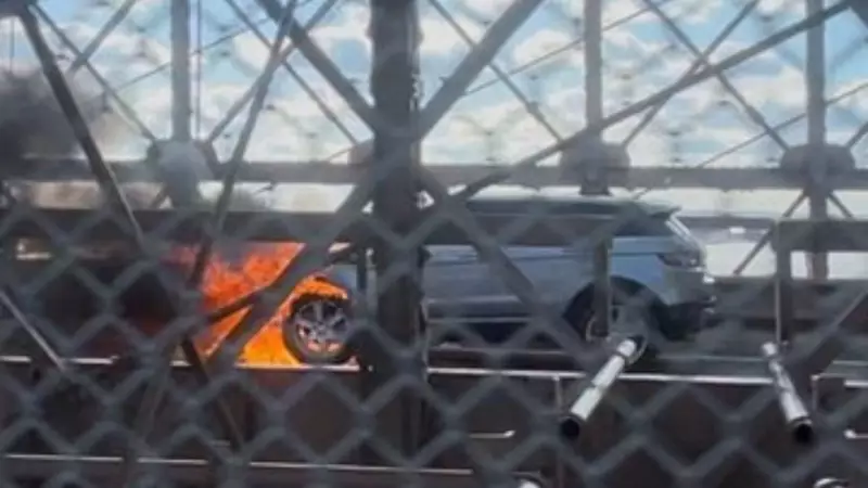 Dramatic SUV Fire Erupts on Brooklyn Bridge: Chaos Captured on Video | New York Emergency Response