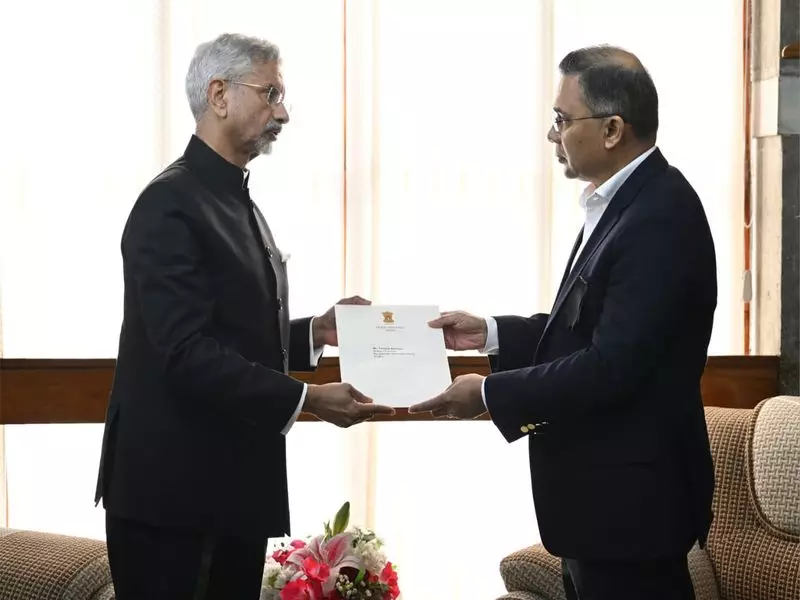EAM Jaishankar Meets Tarique Rahman in Dhaka, Delivers PM Modi's Letter
