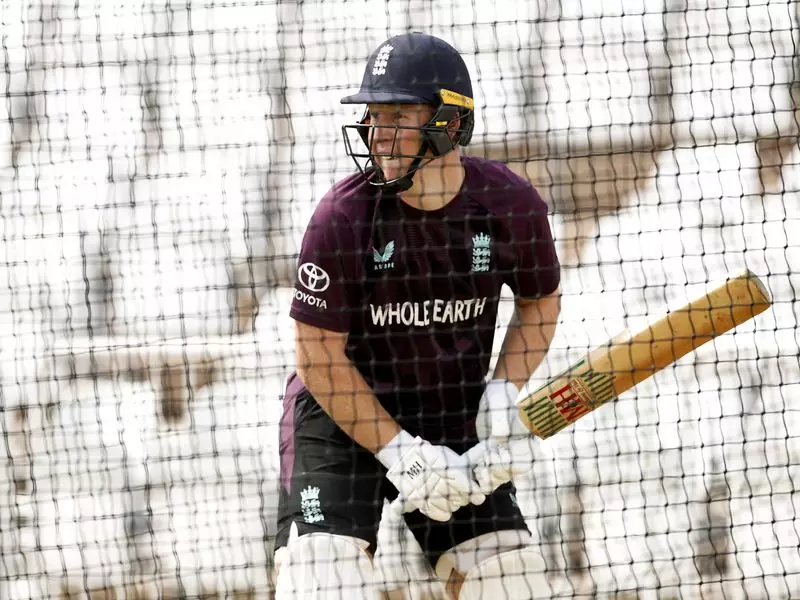 England XI Dominate PM's XI by 8 Wickets in Pink-Ball Warm-Up