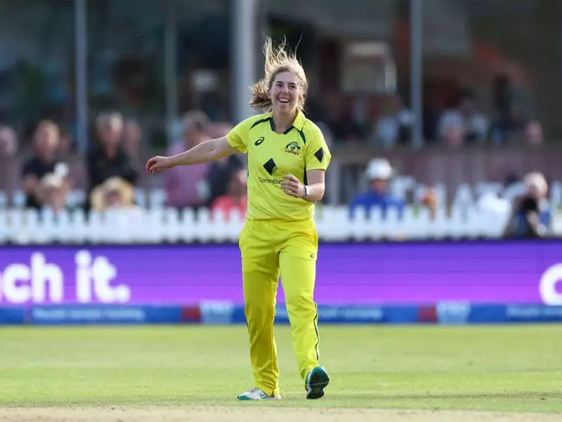 Georgia Wareham Credits Bowlers After Gujarat Giants' Victory on Flat Pitch