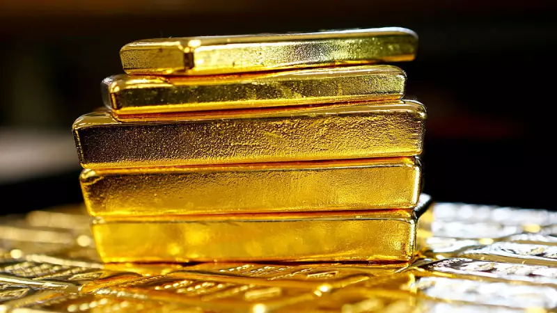 Gold Prices Swing Wildly as Strong US Data Dashes Rate Cut Dreams | Market Analysis