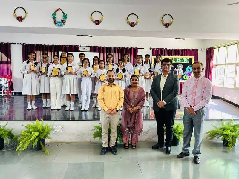 Greenwood School Hosts Inspiring Science Symposium for Students