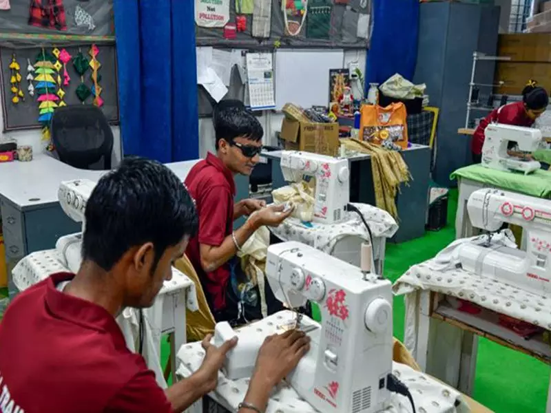 GST Rationalisation to Boost Organised Apparel Retail Revenue by 200 bps: CRISIL Ratings Analysis