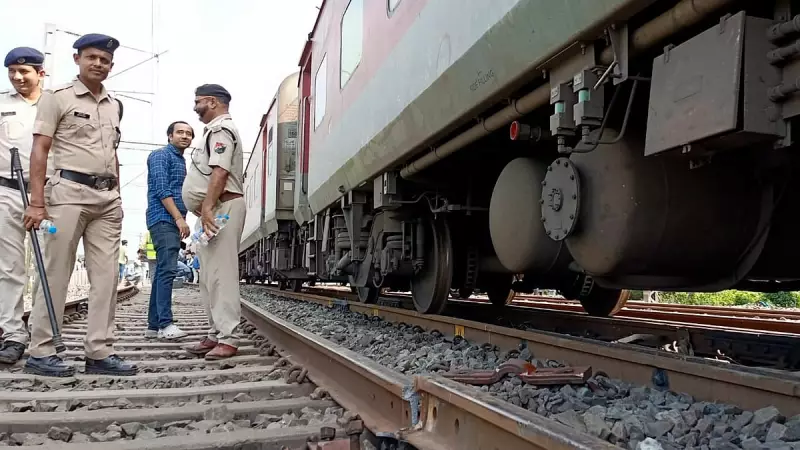 Heightened Security at Kolkata Stations After Delhi Blasts