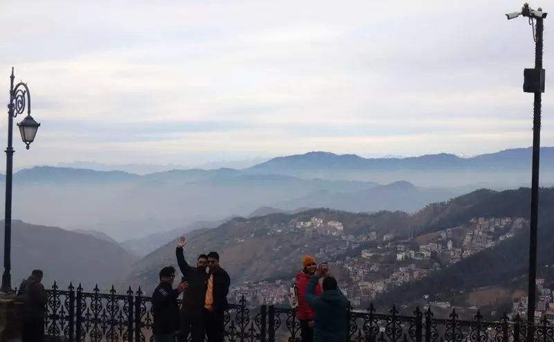 Himachal Braces for 4-Day Intense Cold Wave, Yellow Alert Issued