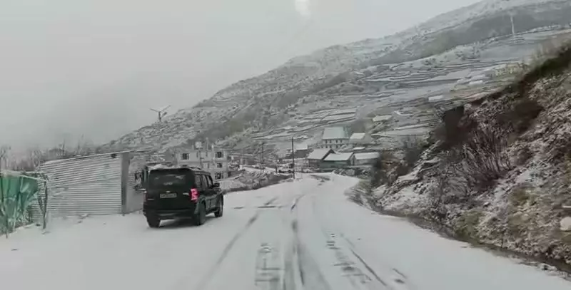 Himachal's Higher Reaches Welcome 2024 with First Snowfall, Key Roads Affected