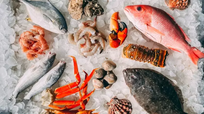 How to Safely Consume Seafood: 7 Essential Tips to Avoid Health Risks