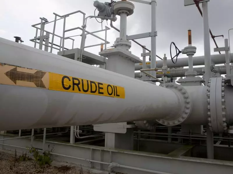 India Shifts Oil Strategy: Middle East & US Crude to Replace Russian Imports